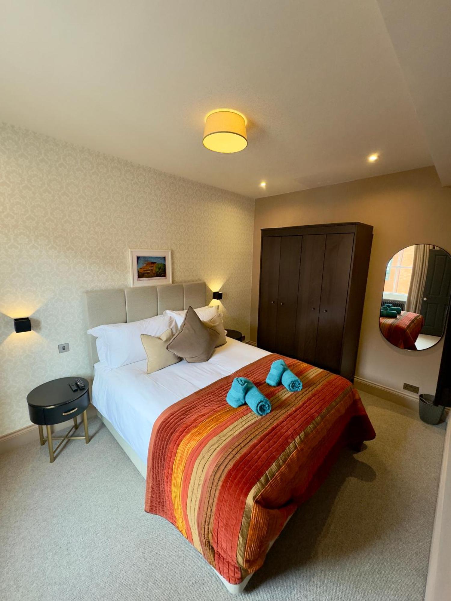 Appartement Romeo'S Arch High End Luxury In Centre Of Stratford With Parking Extérieur photo