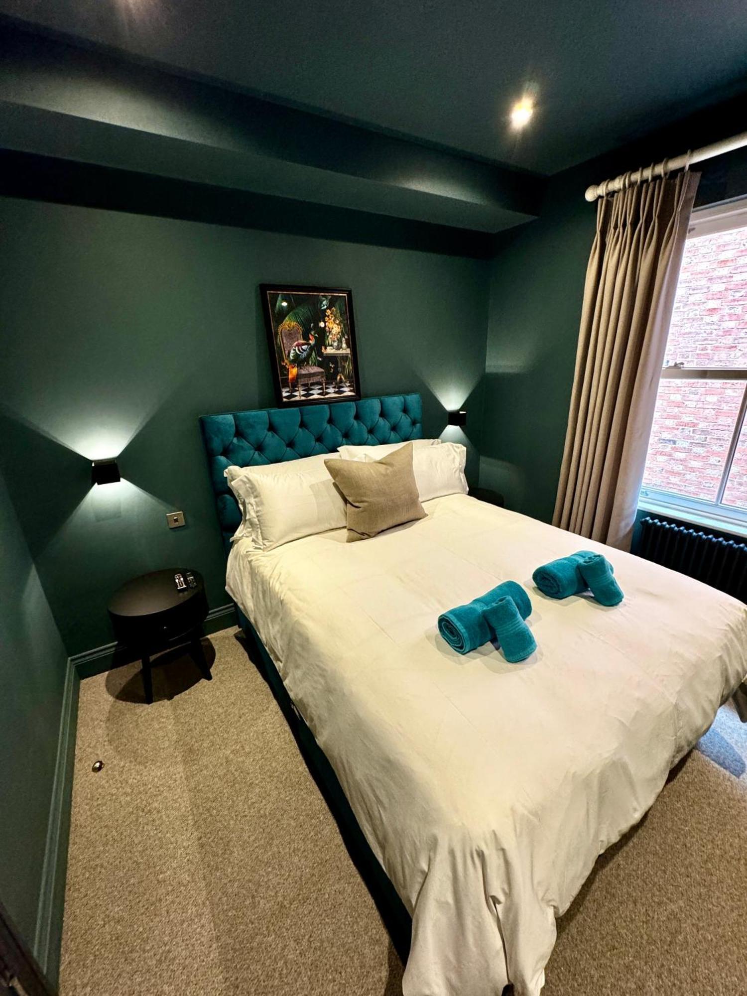 Appartement Romeo'S Arch High End Luxury In Centre Of Stratford With Parking Extérieur photo